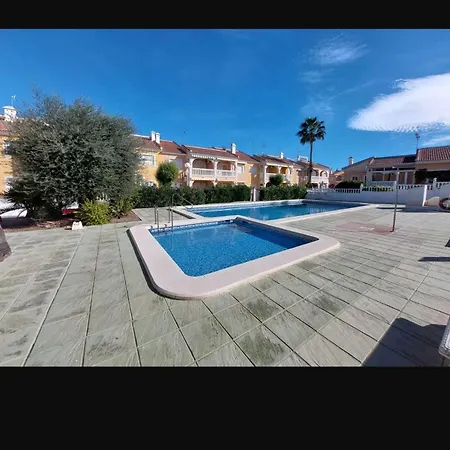 Lily's Place Apartment